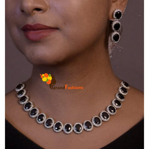 Queen Jasmine Premium Luxury Necklace Set with Gemstones