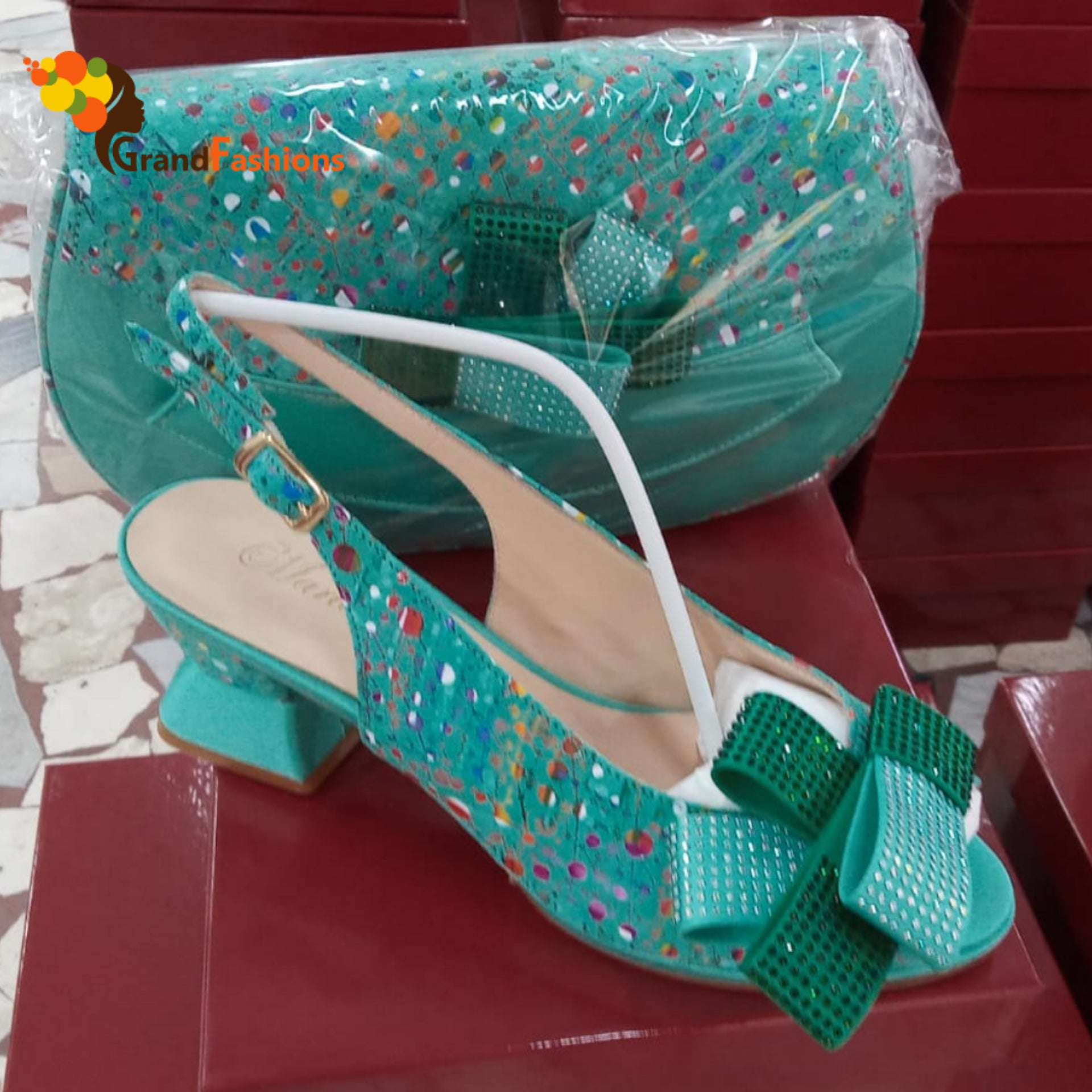 Queen Enitan (1) Womens Italian Shoe & Bag Set.